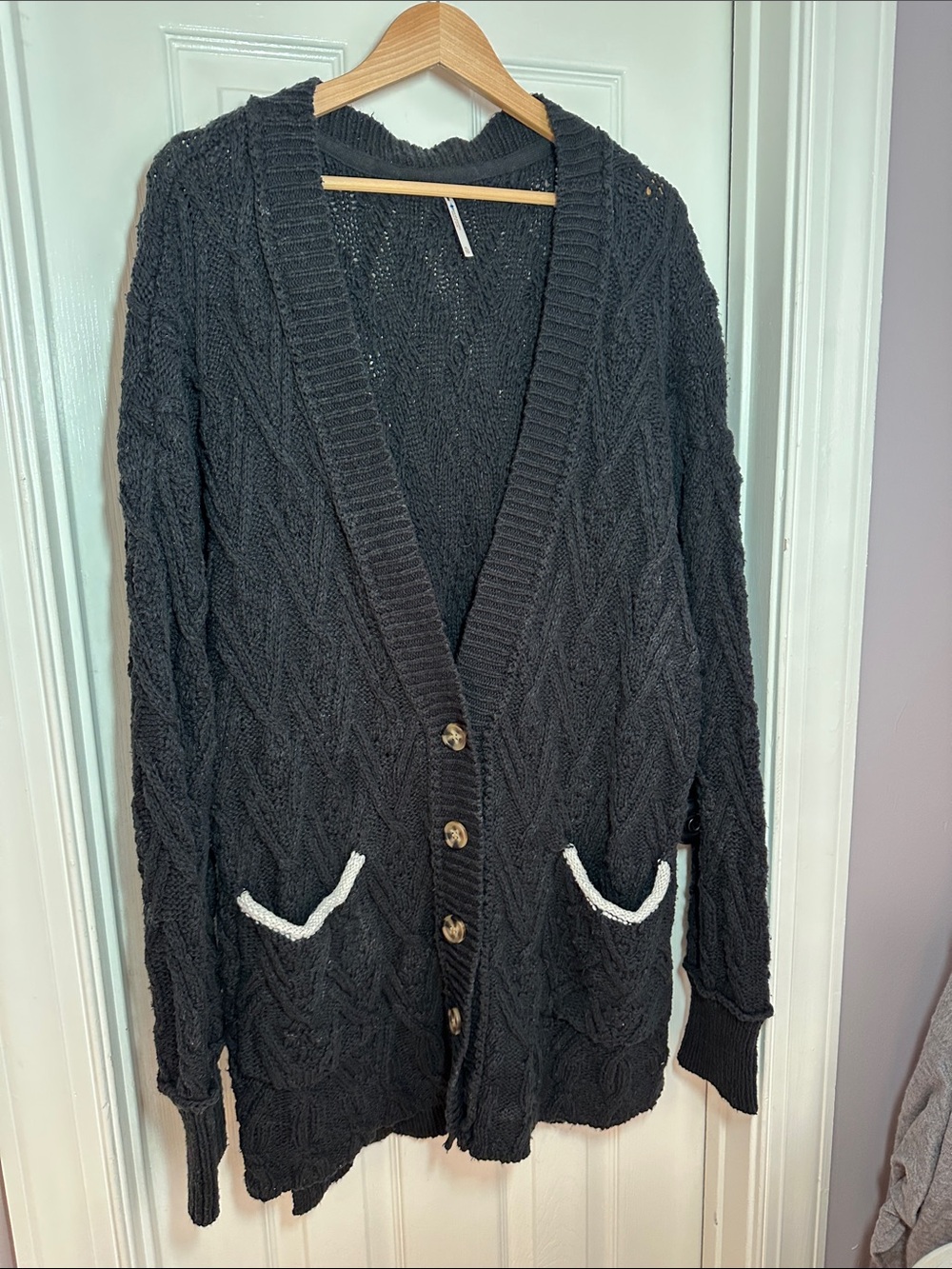 Free People Black Open-Front Cable Knit Cardigan   XL.   0025